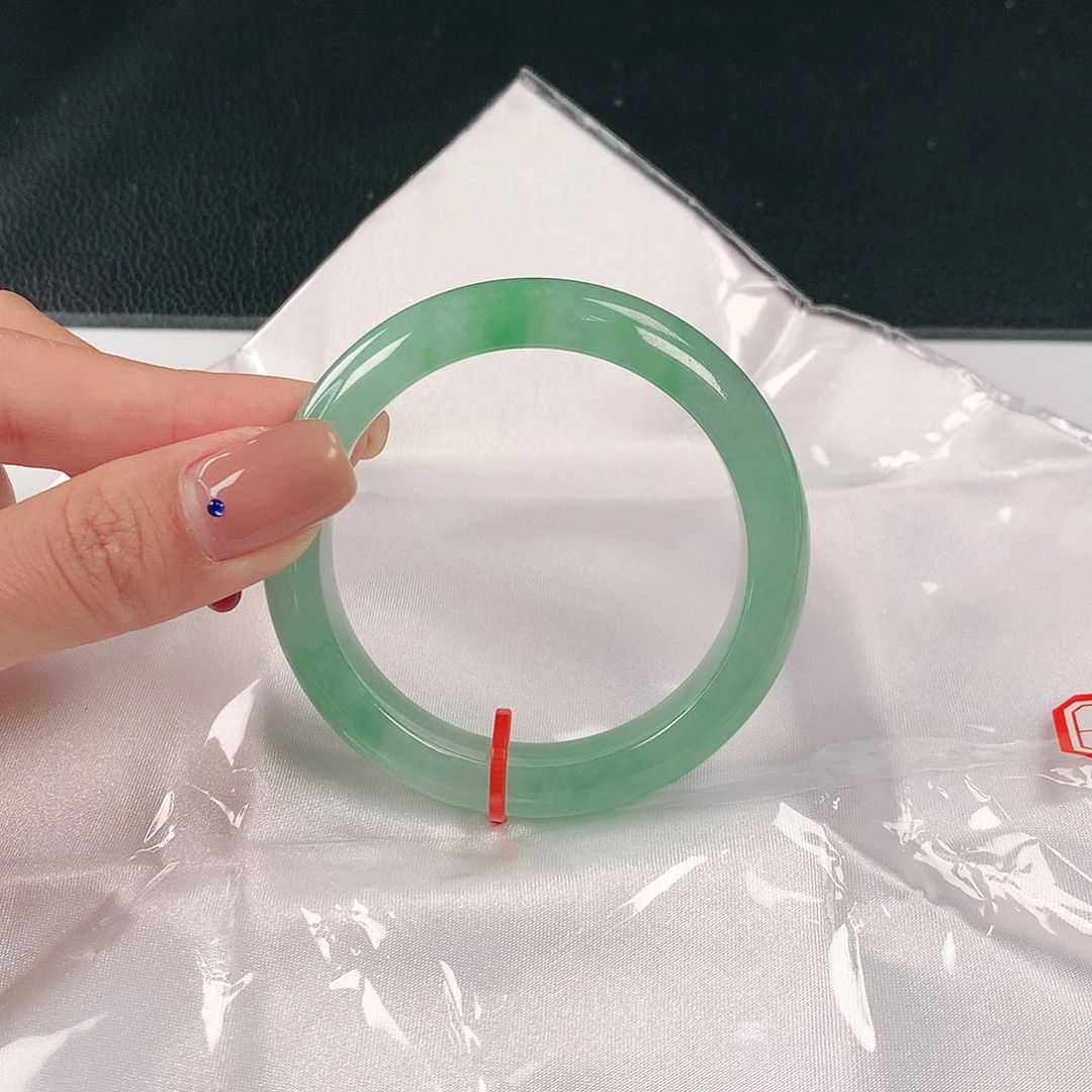 未镶嵌手镯翡翠611