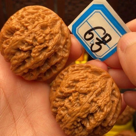 文玩核桃吊坠粗筋45