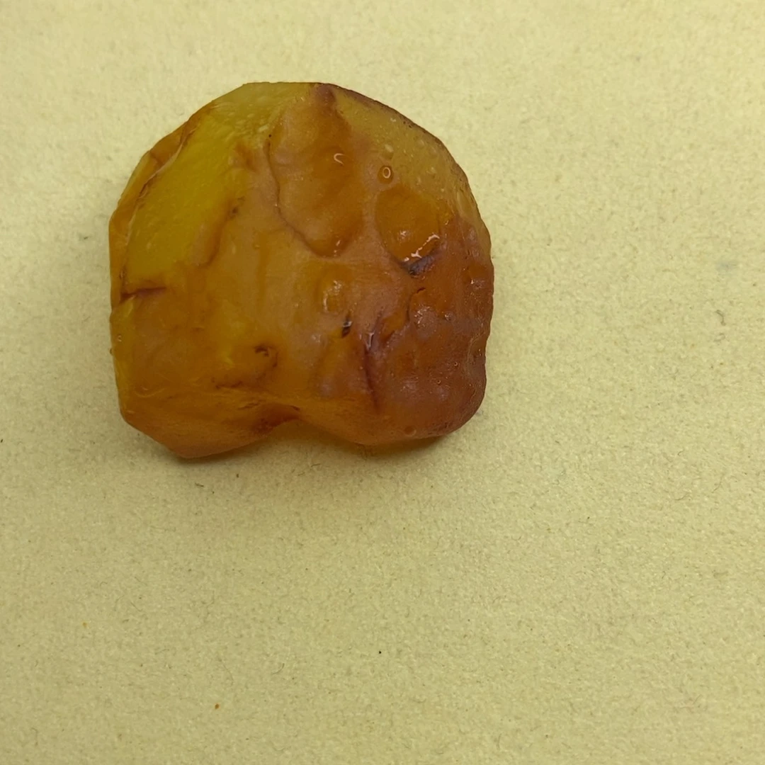未镶嵌定制琥珀梨