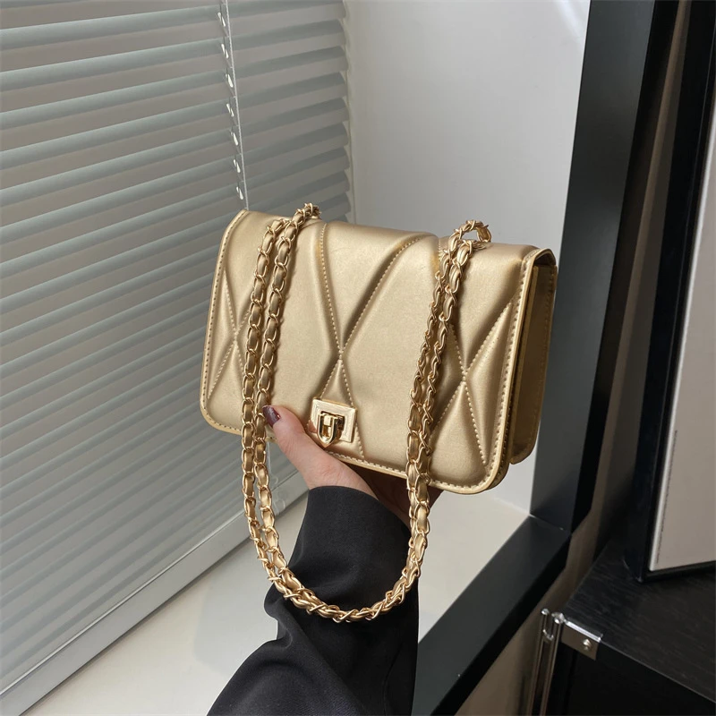 2024夏季新款时尚纯色气质绣线菱格通勤链条手提斜挎单肩女小方包