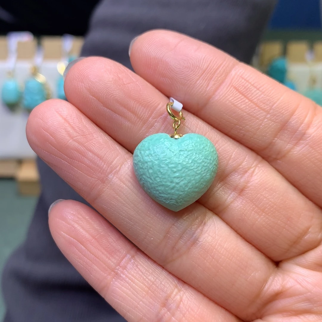 绿松石挂件18K金镶嵌