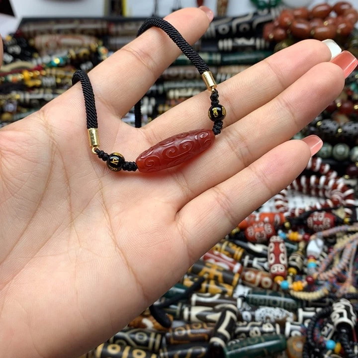 玛瑙/玉髓未镶嵌吊坠(赠链)