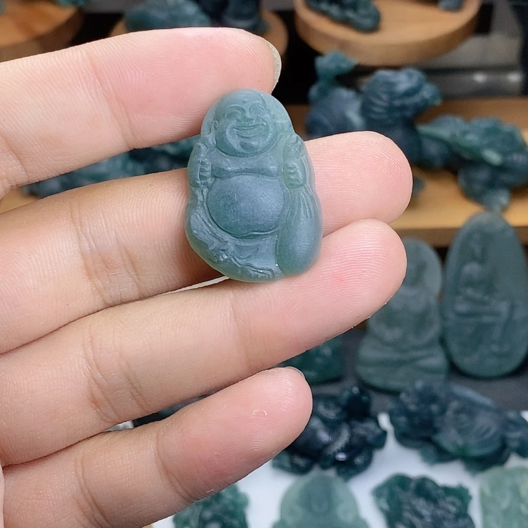 定制翡翠未镶嵌佛