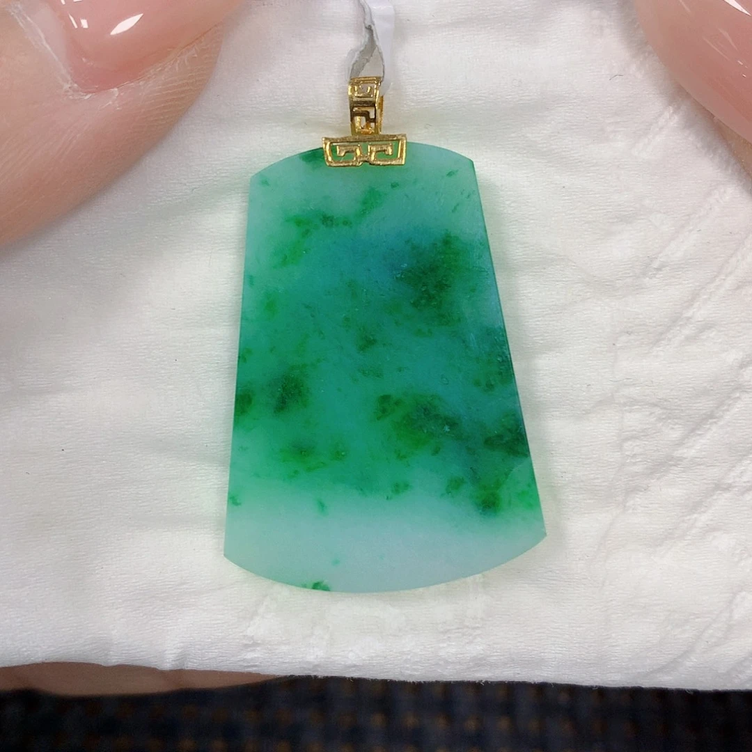 翡翠18K金镶嵌颈饰天然翡翠a货 百元以上9米证书费自理