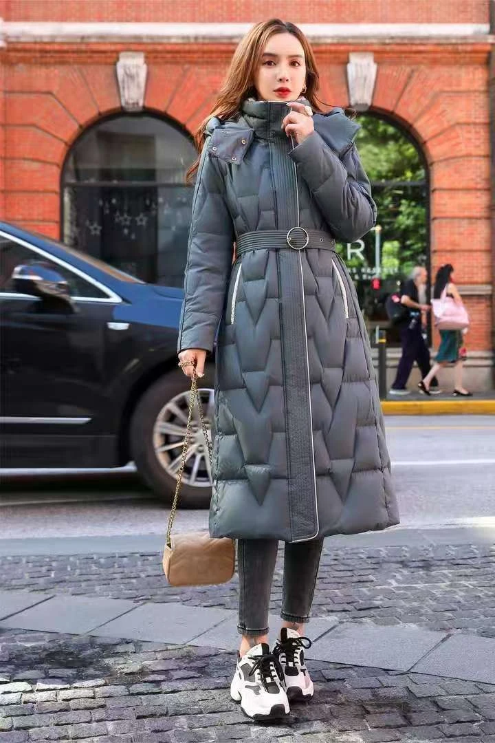 359-冬季中长款时尚百搭设计显瘦保暖过膝羽绒服