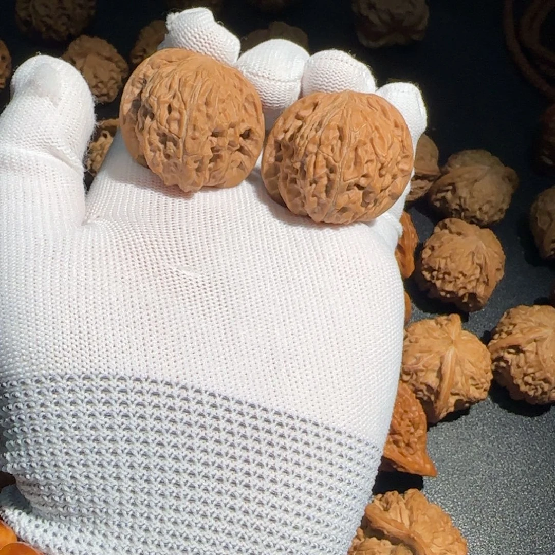 文玩核桃吊坠原生态山地磨