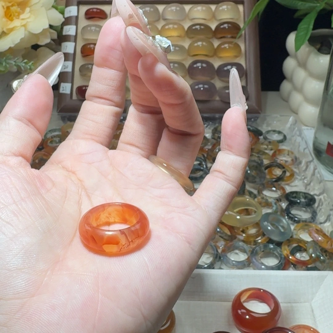 玛瑙/玉髓未镶嵌戒圈15号 港11+ 龙纹玛瑙
