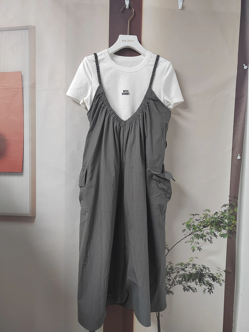 麦寻夏季低U领吊带连衣裙裙类套装tzqes07b