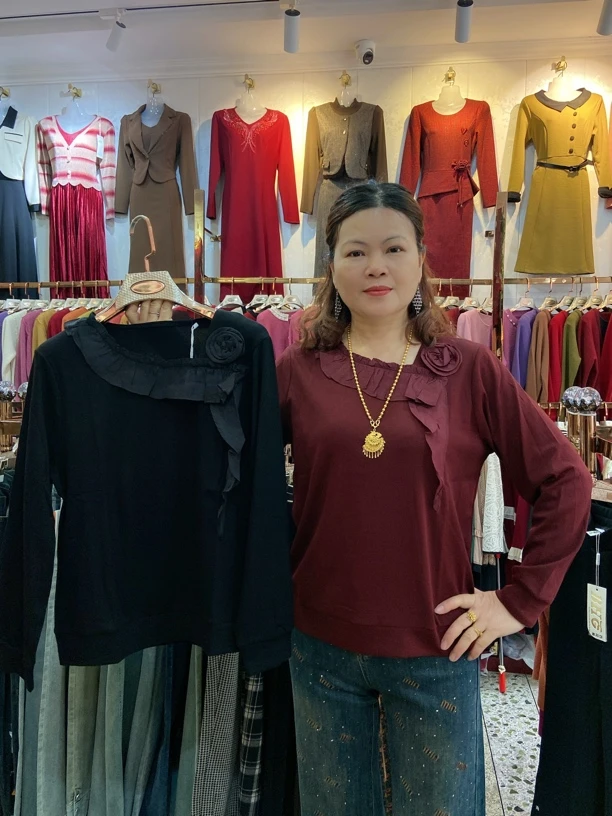 YF！803#斜领春季舒适百搭T恤