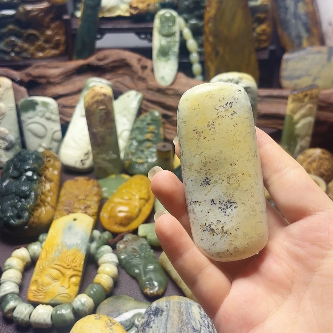 岫岩河磨玉（透闪石质玉）未镶嵌挂件