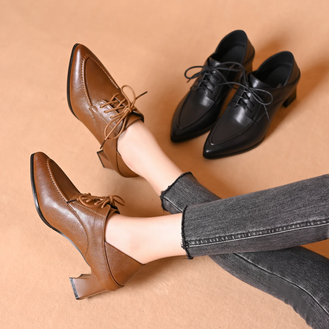 法式2025春秋新款英伦风尖头舒适踩跟小皮鞋粗跟系带单鞋女潮