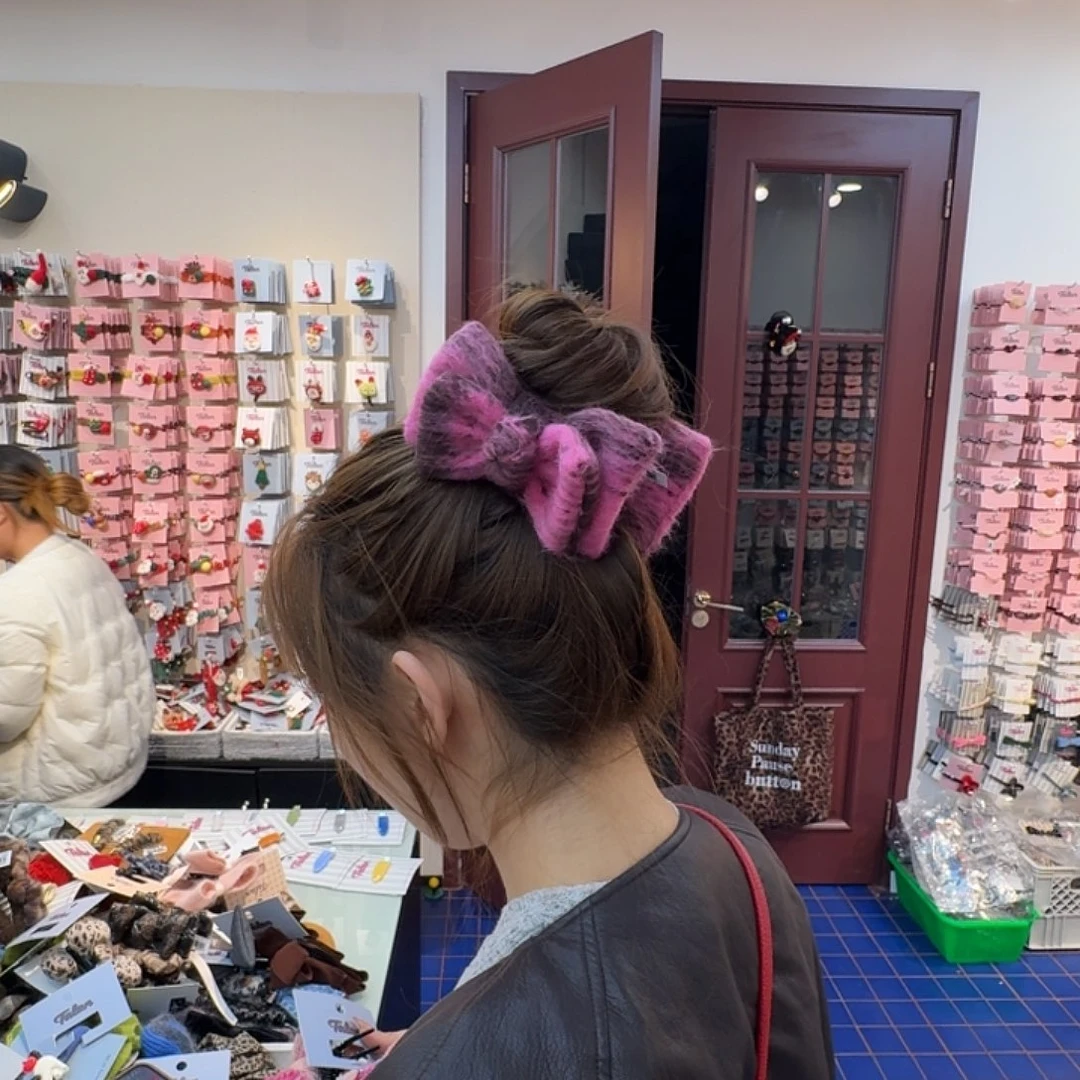 蕊****粉色丸子抓夹哦哦哦