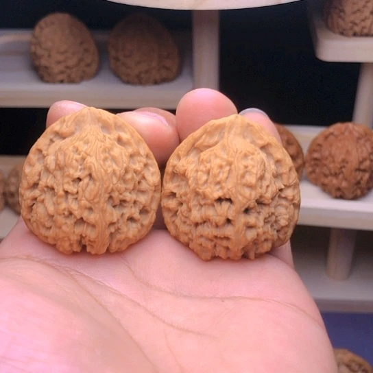 文玩核桃吊坠℡****?南疆石38