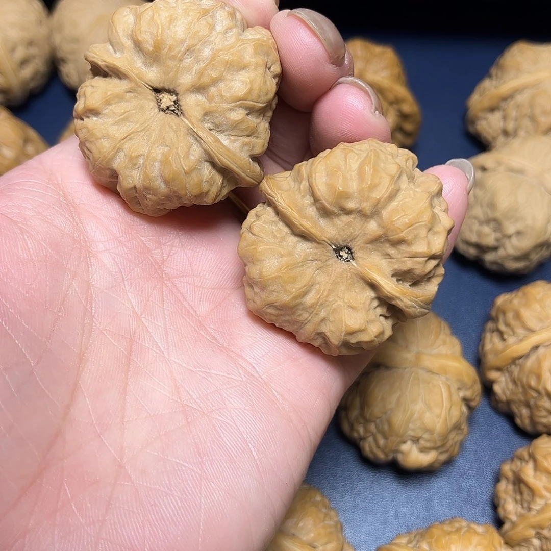 文玩核桃吊坠执***美哇哇哇