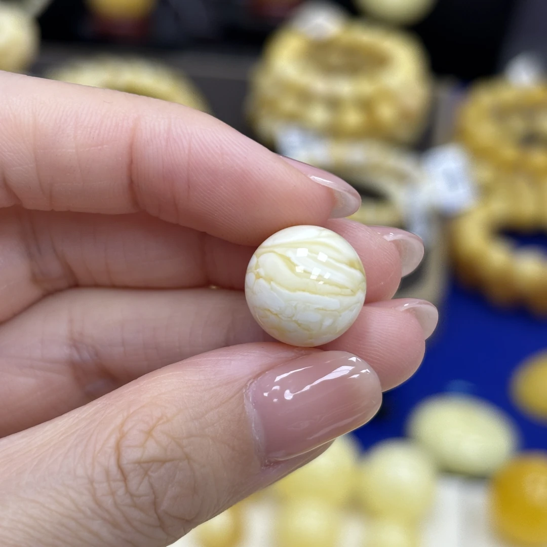 13.3mm带皮色·小妖珠宝天然原矿琥珀蜜蜡