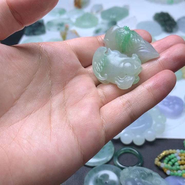 定制翡翠未镶嵌遇****分