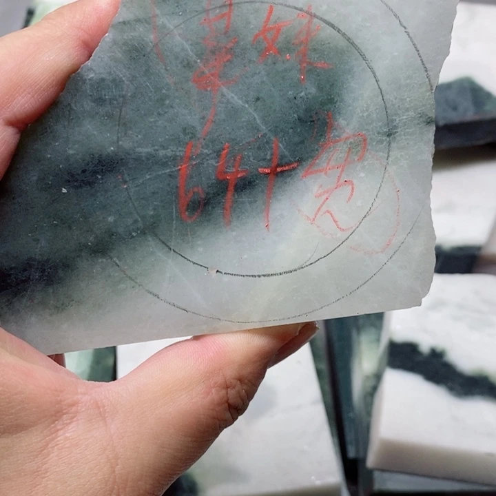 黄***发独山玉未镶嵌手镯手镯定制