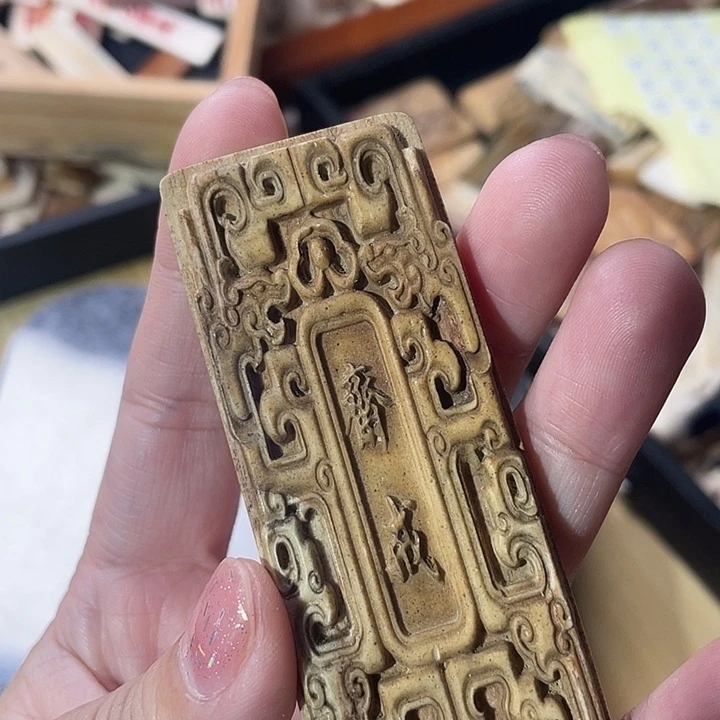 泥塑不打孔联系客服