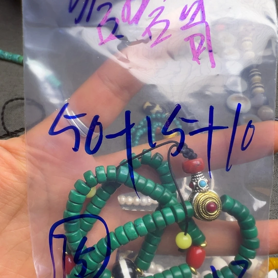 哈***@工艺品工艺品等待发货