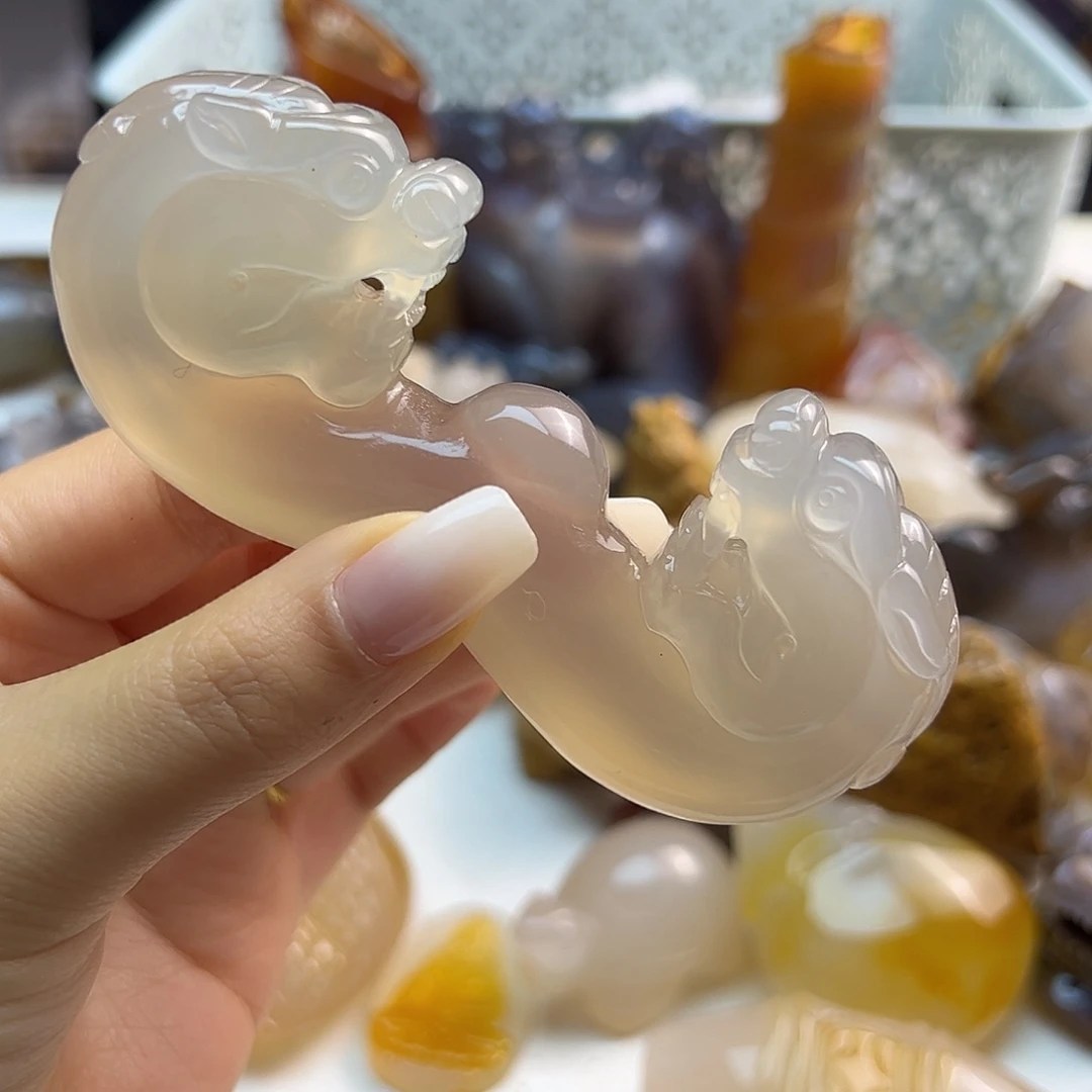 玛瑙/玉髓未镶嵌颈饰