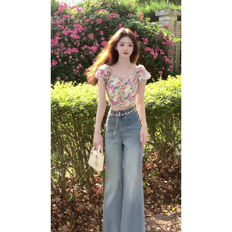 网红洋气套装时尚气质设计感碎花泡泡袖短上衣百搭显瘦直筒长裤女