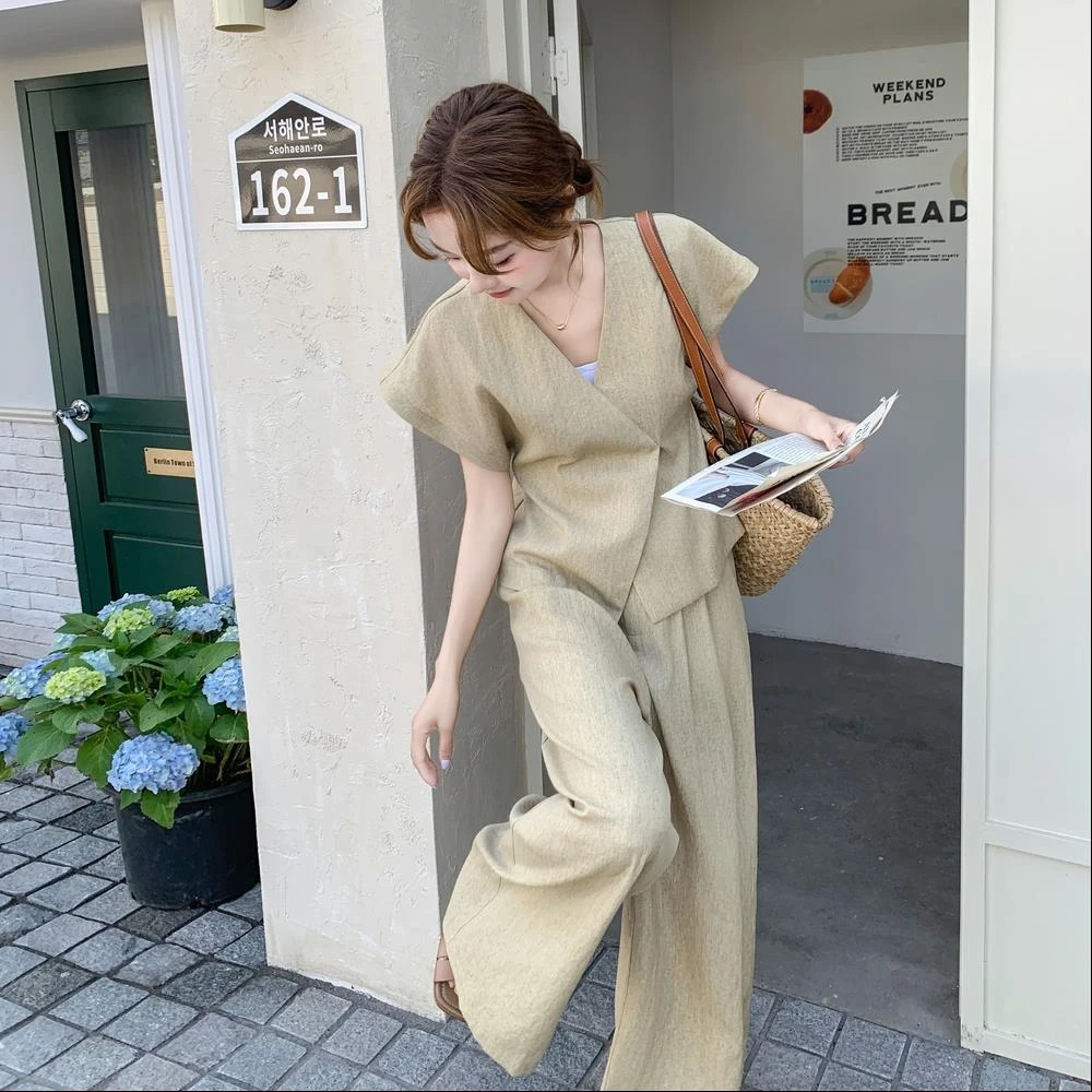 卡其色独特超好看薄款上衣阔腿裤套装2025夏季法式轻奢休闲两件套