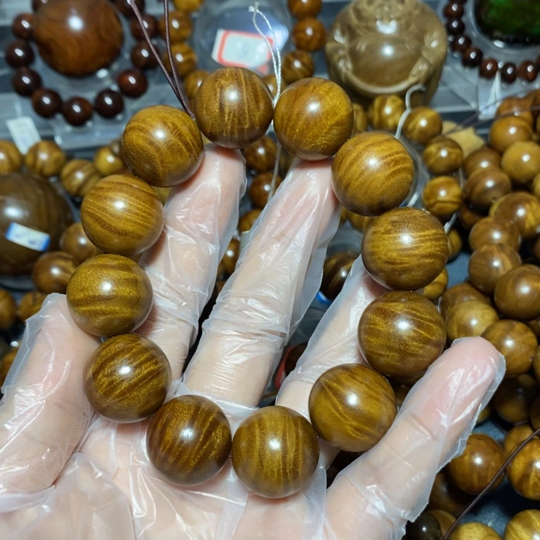 金丝楠木雕工艺品20