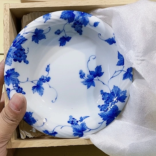 紫砂聚鑫中古茶具瓷器如图所示