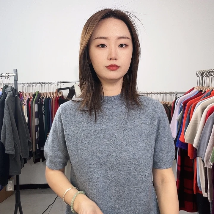 花****纯羊绒灰蓝花纱120斤内