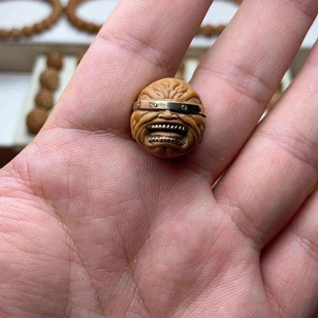 文玩核桃吊坠猴头核桃单颗盲僧