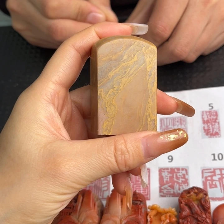 最***人印石巴林石现场纯手工制作工艺精美
