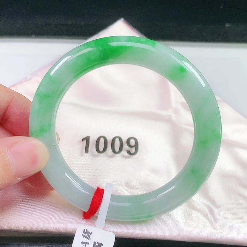 【闪购商品】未镶嵌手镯（圆镯）翡翠1009