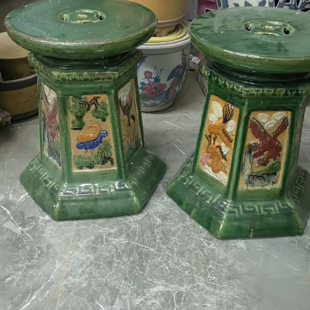 青花瓷方*石湾公仔花座两个