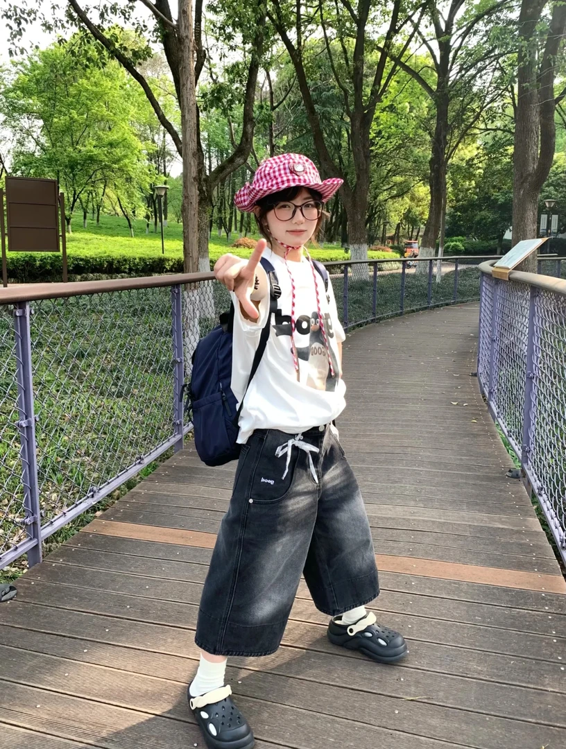 夏日必备美好！领队小企鹅印花男女同款短袖 默认微瑕