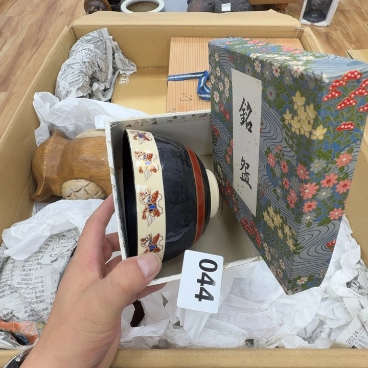 瓷片工艺品摆件瓷器摆件正能量