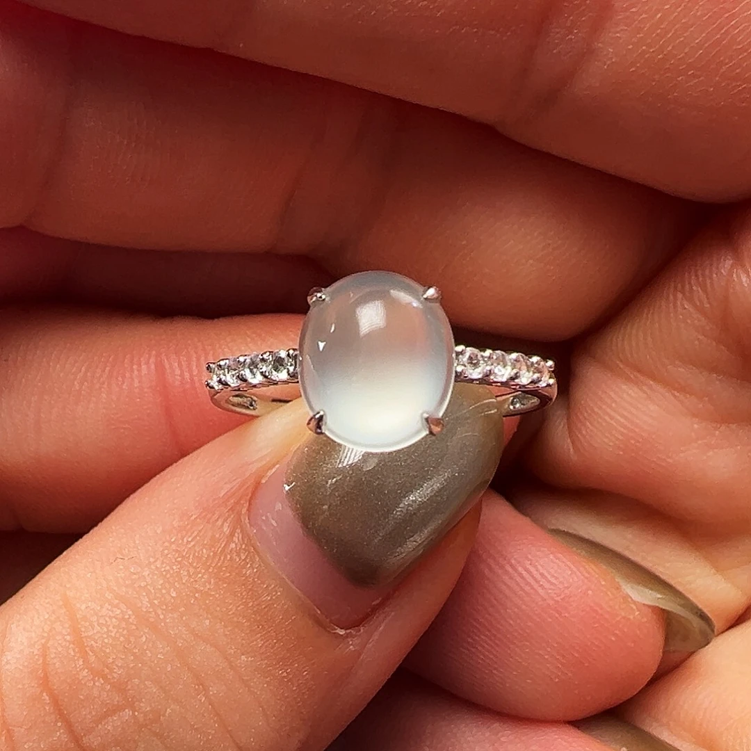 翡翠18K金镶嵌颈饰戒指