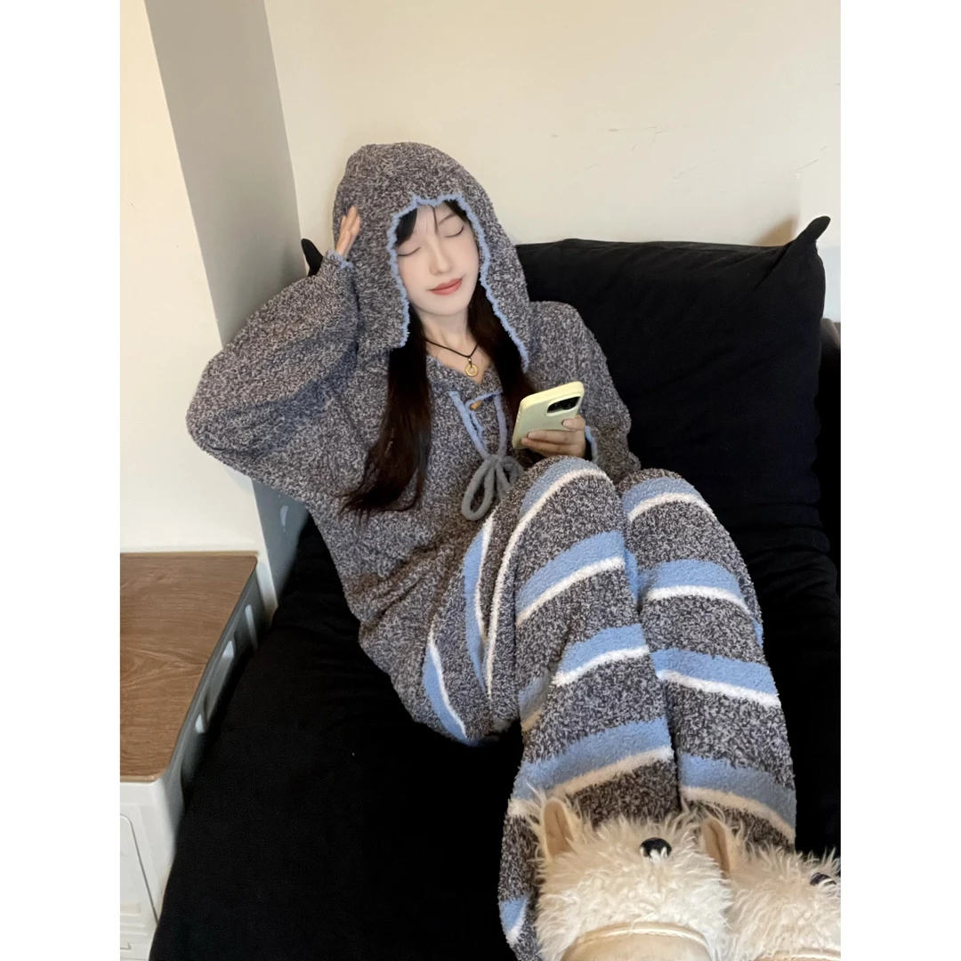 甜美简约半边绒连帽睡衣女秋冬季新款加厚条纹长裤保暖家居服套装
