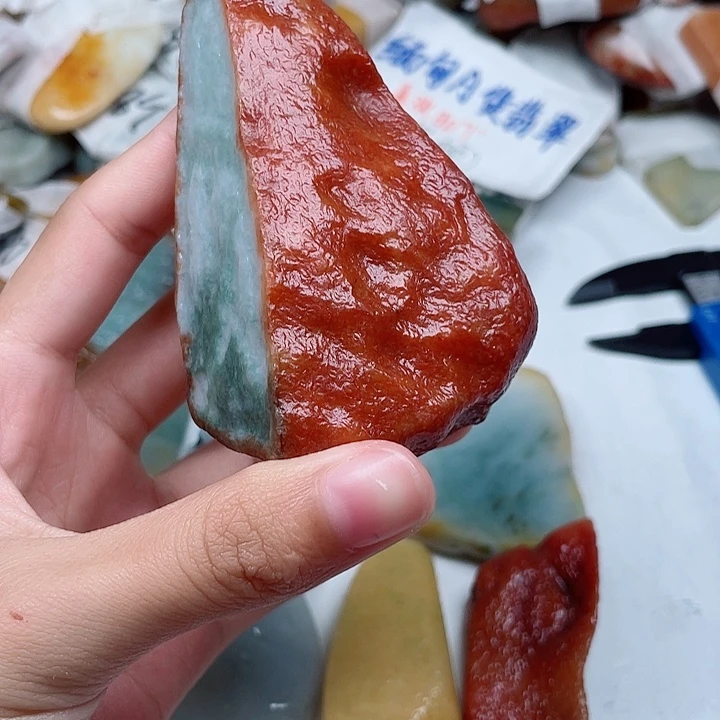 花***）翡翠未镶嵌颈饰翡翠