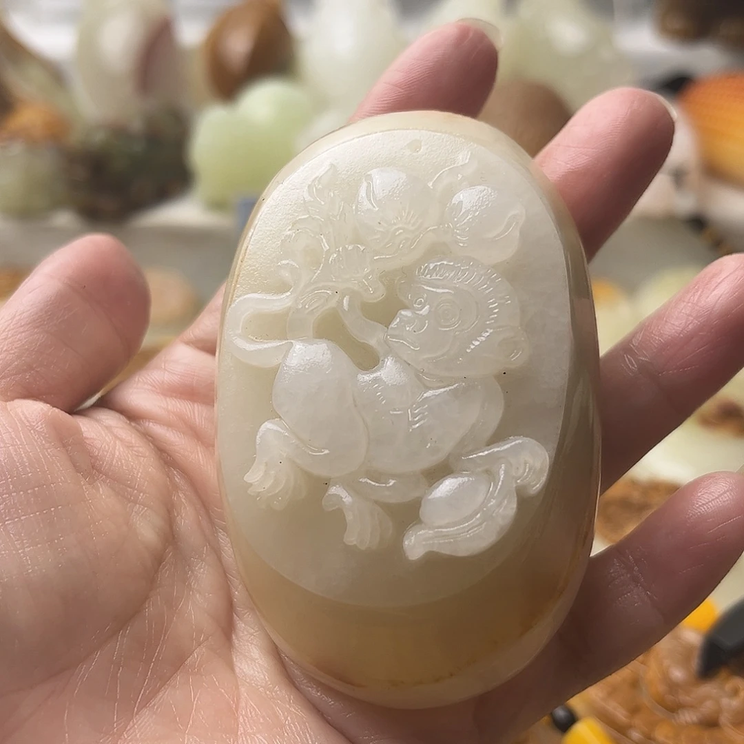 石材方解石手把摆件不退换猴