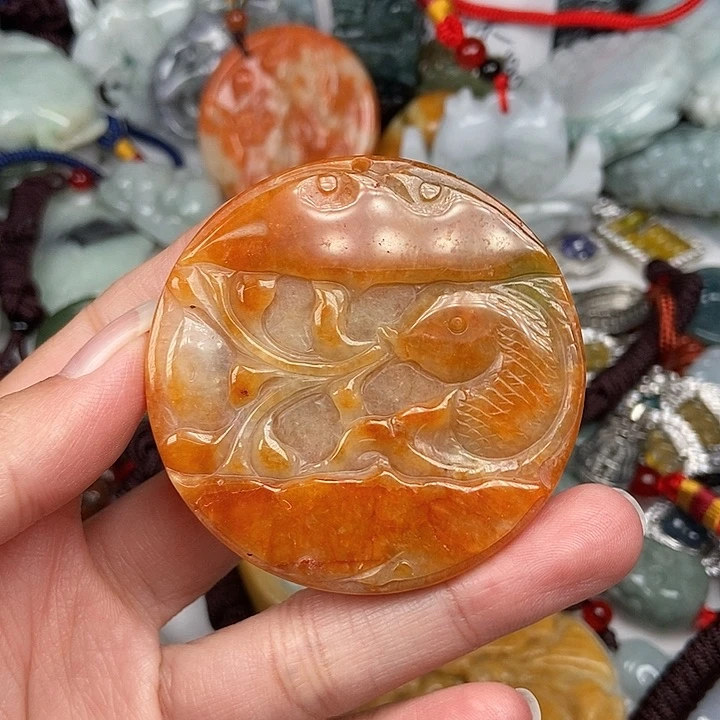 颈饰未镶嵌翡翠翡翠