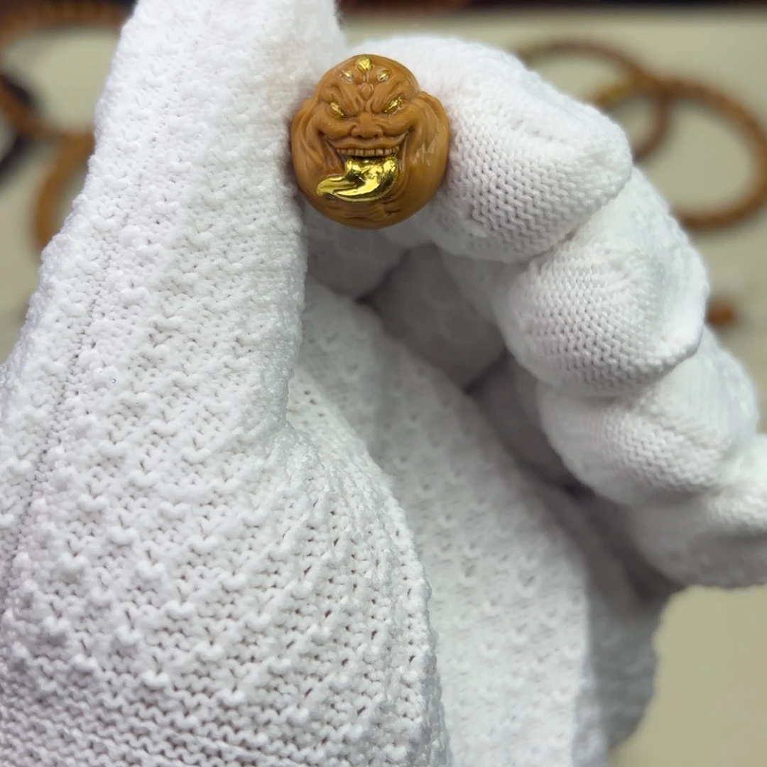 猴头核桃吊坠24k金舔