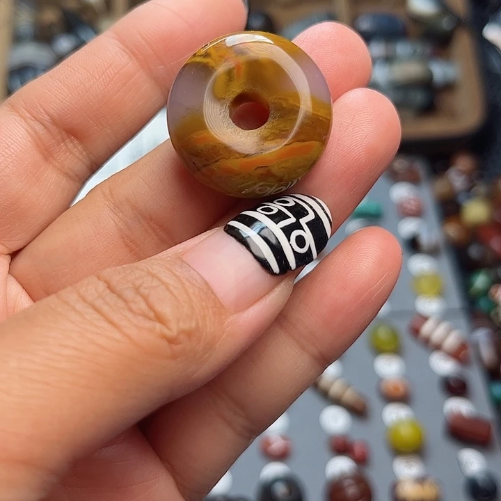 玛瑙/玉髓未镶嵌珠宝半成品