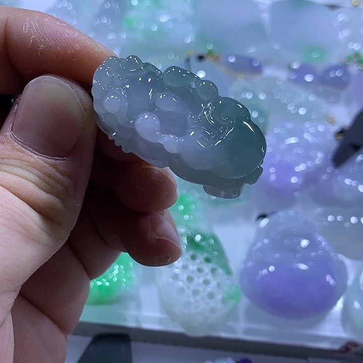 翡翠未镶嵌颈饰天然翡翠A货吊坠