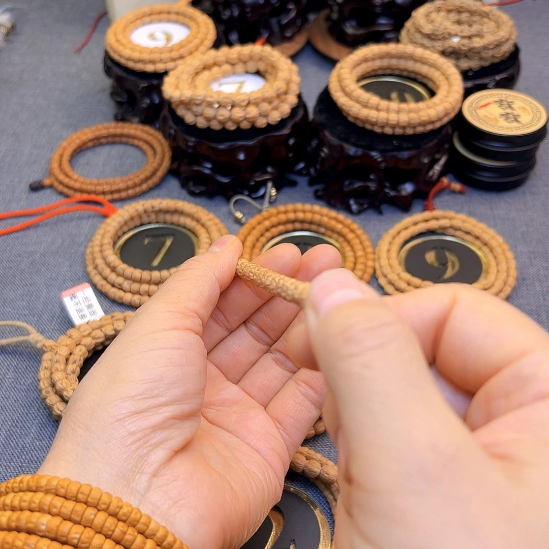 熬***丶柏香籽/百香籽手串