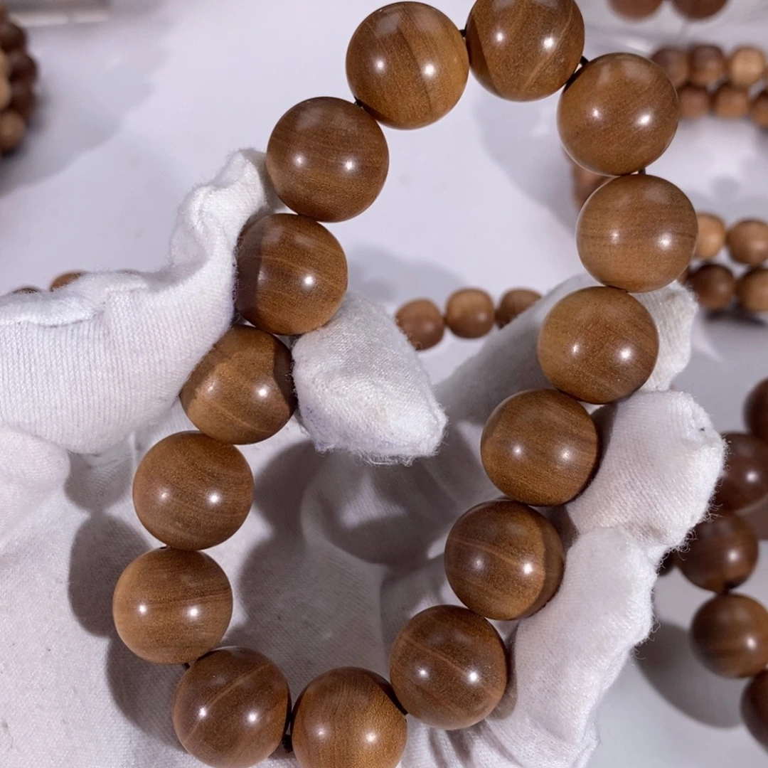 M***叔无事牌檀香木横纹黑肉老料1.5大福利活动