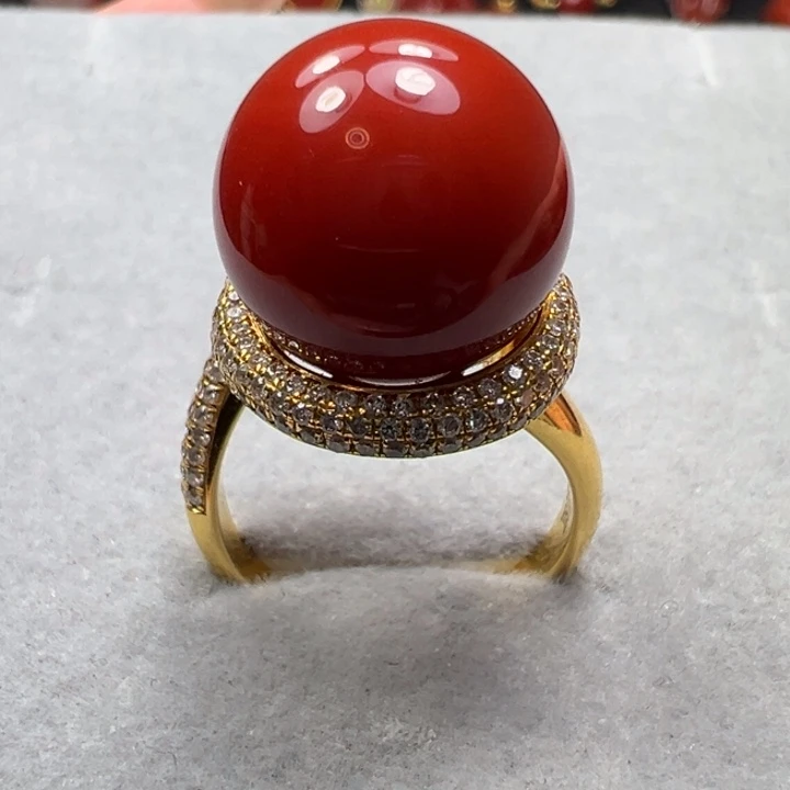 南红玛瑙18K金镶嵌戒指