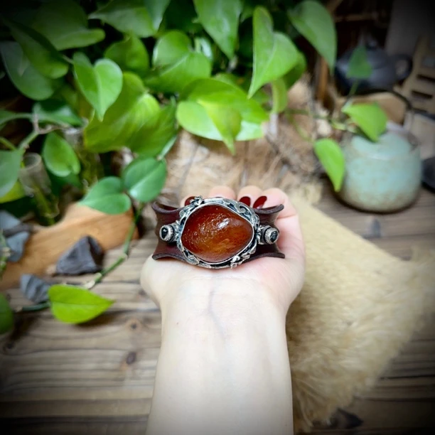 【古香古色】原创复古s925银蜜蜡琥珀皮手镯（圈口可调节）