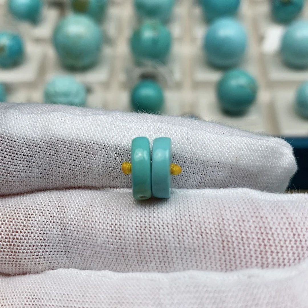 绿松石配饰未镶嵌