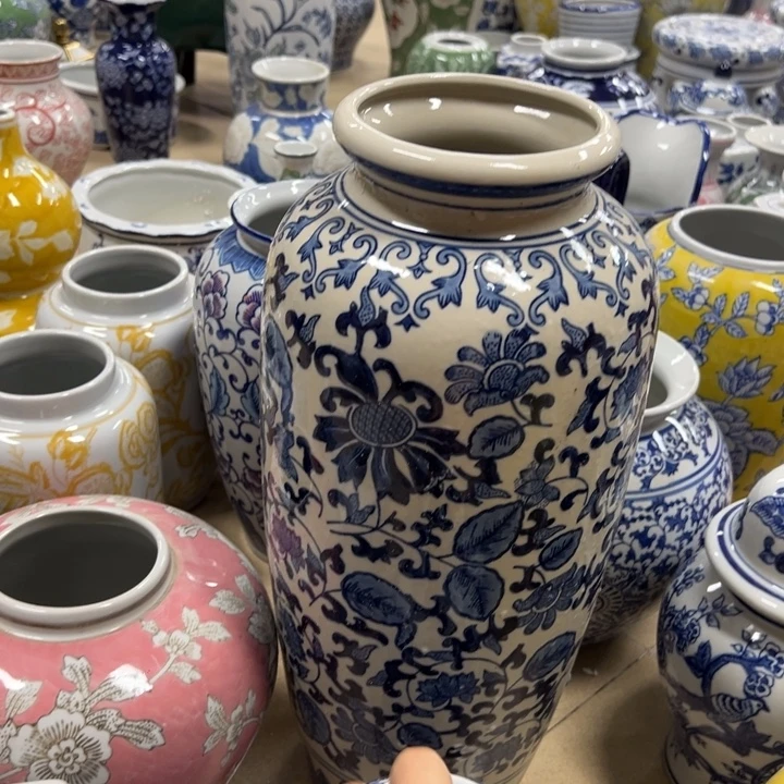 王***妮瓷片微瑕。。。。。。。。。。。。。。。。