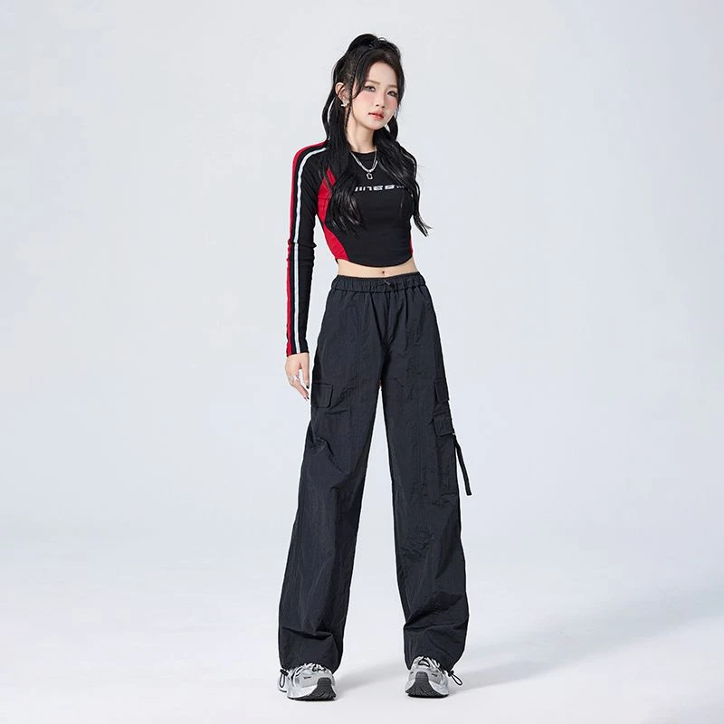 登山工装裤女2025年爆款春季新款高腰休闲直筒宽松低腰束脚休闲裤
